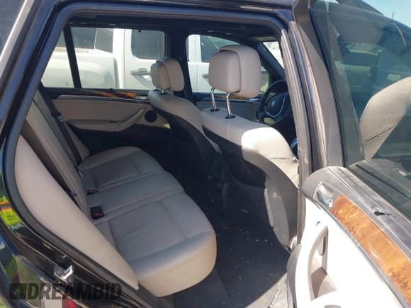 ✅ 2012 BMW X5 35i • VIN: 5UXZV4C54CL753703 • Lot: 43419719. Listed on IAAI with 149,064 mi. Free auction sales archive from the USA and detailed vehicle history report at DreamBid. Image 8.