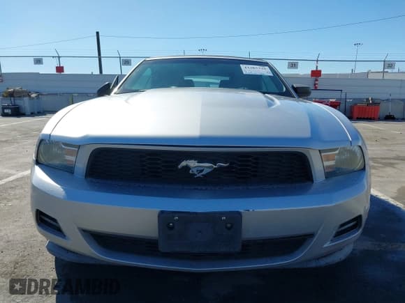 ✅ 2012 Ford Mustang Premium • VIN: 1ZVBP8EM2C5235096 • Lot: 43385320. Listed on IAAI with 110,439 mi. Free auction sales archive from the USA and detailed vehicle history report at DreamBid. Image 12.