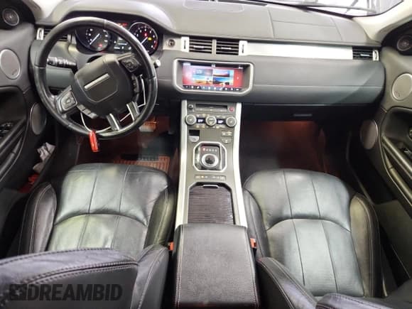 ✅ 2017 Land Rover Range Rover Evoque SE • VIN: SALVP2BG8HH170202 • Lot: 82769745. Wystawiony na Copart z przebiegiem 121 543 mil. Bezpłatny archiwum sprzedaży aukcyjnych z USA i szczegółowy raport historii pojazdu na DreamBid. Zdjęcie 8.