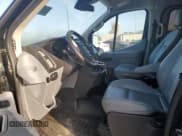 ✅ 2017 Ford Transit XL • VIN: 1FBZX2ZM5HKB42630 • Lot: 64977975. Wystawiony na Copart z przebiegiem 78 235 mil. Bezpłatny archiwum sprzedaży aukcyjnych z USA i szczegółowy raport historii pojazdu na DreamBid. Zdjęcie 7.