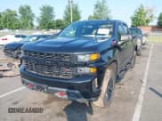 ✅ 2021 Chevrolet Silverado 1500 Custom Trail Boss • VIN: 1GCPYCEFXMZ447720 • Lot: 42997924. Wystawiony na IAAI z przebiegiem 39 845 mil. Bezpłatny archiwum sprzedaży aukcyjnych z USA i szczegółowy raport historii pojazdu na DreamBid. Zdjęcie 17.