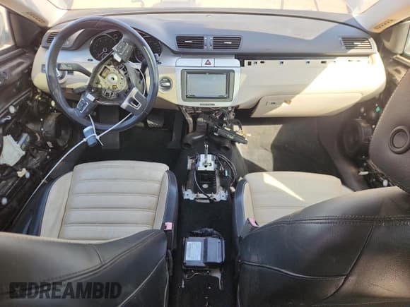 ✅ 2009 Volkswagen CC 4Motion • VIN: WVWGU73C59E548268 • Lot: 91076885. Wystawiony na Copart z przebiegiem 62 629 mil. Bezpłatny archiwum sprzedaży aukcyjnych z USA i szczegółowy raport historii pojazdu na DreamBid. Zdjęcie 8.