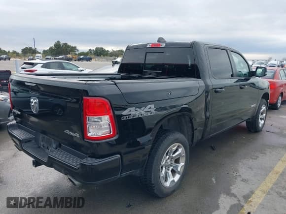 ✅ 2020 Ram 1500 Big Horn • VIN: 1C6SRFFT1LN130760 • Lot: 41022355. Wystawiony na IAAI z przebiegiem 73 645 mil. Bezpłatny archiwum sprzedaży aukcyjnych z USA i szczegółowy raport historii pojazdu na DreamBid. Zdjęcie 4.