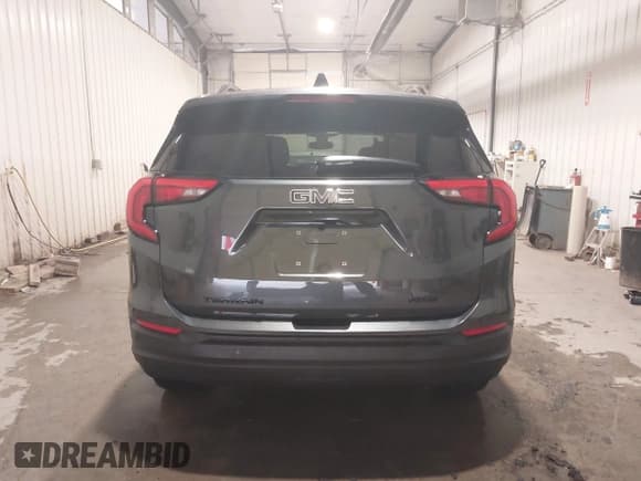 ✅ 2020 GMC Terrain SLE • VIN: 3GKALTEV3LL157938 • Lot: 43479788. Wystawiony na IAAI z przebiegiem 22 951 mil. Bezpłatny archiwum sprzedaży aukcyjnych z USA i szczegółowy raport historii pojazdu na DreamBid. Zdjęcie 16.