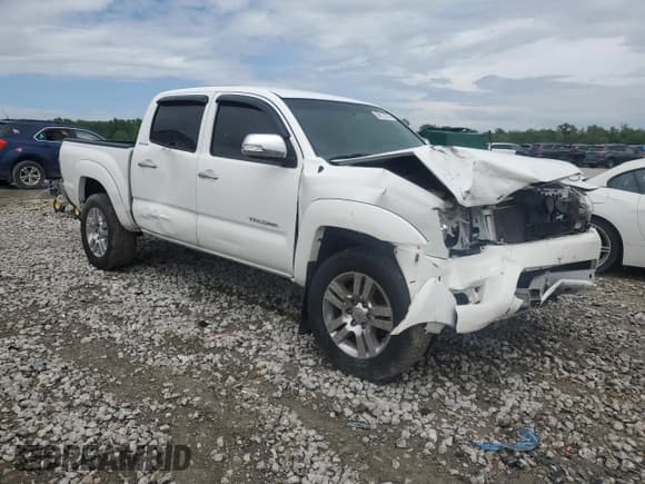 ✅ 2013 Toyota Tacoma • VIN: 3TMLU4EN9DM115034 • Lot: 56173215. Listed on Copart with 278,254 mi. Free auction sales archive from the USA and detailed vehicle history report at DreamBid. Image 4.
