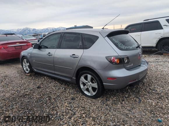 ✅ 2006 Mazda 3 S Grand Touring • VIN: JM1BK344461451050 • Лот: 43408065. Опубликован ранее на Copart с пробегом 176 211 миль. Бесплатный доступ к архиву аукционных продаж из США и подробный отчёт об истории автомобиля на DreamBid. Изображение 2.