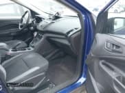 ✅ 2016 Ford Escape S • VIN: 1FMCU0F74GUA59587 • Лот: 42883296. Опубликован ранее на IAAI с пробегом 211 332 миль. Бесплатный доступ к архиву аукционных продаж из США и подробный отчёт об истории автомобиля на DreamBid. Изображение 5.