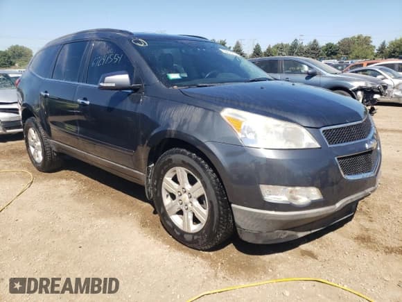 ✅ 2011 Chevrolet Traverse 1LT • VIN: 1GNKRGED0BJ324699 • Lot: 69814704. Wystawiony na Copart z przebiegiem 232 468 mil. Bezpłatny archiwum sprzedaży aukcyjnych z USA i szczegółowy raport historii pojazdu na DreamBid. Zdjęcie 4.