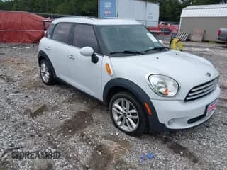 ✅ 2012 MINI Countryman • VIN: WMWZB3C55CWM02668 • Lot: 42961283. Wystawiony na IAAI z przebiegiem 122 302 mil. Bezpłatny archiwum sprzedaży aukcyjnych z USA i szczegółowy raport historii pojazdu na DreamBid. Zdjęcie 1.