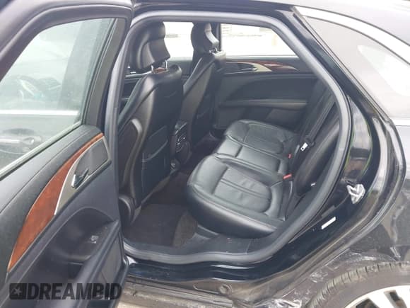 ✅ 2017 Lincoln MKZ Reserve • VIN: 3LN6L5ECXHR633677 • Lot: 43214951. Wystawiony na IAAI z przebiegiem 44 653 mil. Bezpłatny archiwum sprzedaży aukcyjnych z USA i szczegółowy raport historii pojazdu na DreamBid. Zdjęcie 8.