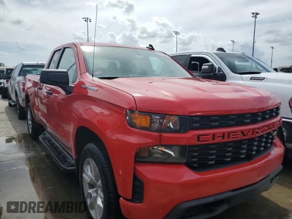 ✅ 2020 Chevrolet Silverado 1500 Custom • VIN: 1GCRWBEF9LZ194252 • Lot: 74852424. Wystawiony na Copart z przebiegiem Nie podano. Bezpłatny archiwum sprzedaży aukcyjnych z USA i szczegółowy raport historii pojazdu na DreamBid. Zdjęcie 4.
