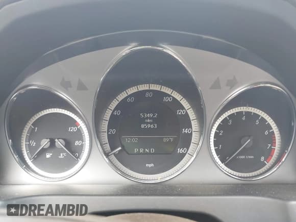 ✅ 2010 Mercedes-Benz C 300 Sport • VIN: WDDGF5EB1AR113687 • Lot: 43150030. Listed on IAAI with 85,963 mi. Free auction sales archive from the USA and detailed vehicle history report at DreamBid. Image 7.