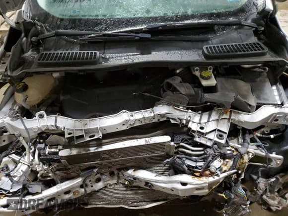 ✅ 2017 Ford Escape SE • VIN: 1FMCU9G94HUC52795 • Lot: 48213355. Wystawiony na Copart z przebiegiem Nie podano. Bezpłatny archiwum sprzedaży aukcyjnych z USA i szczegółowy raport historii pojazdu na DreamBid. Zdjęcie 12.