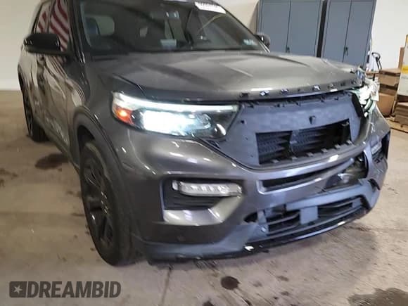 ✅ 2020 Ford Explorer ST • VIN: 1FM5K8GC4LGA75614 • Lot: 92024745. Wystawiony na Copart z przebiegiem 80 379 mil. Bezpłatny archiwum sprzedaży aukcyjnych z USA i szczegółowy raport historii pojazdu na DreamBid. Zdjęcie 14.