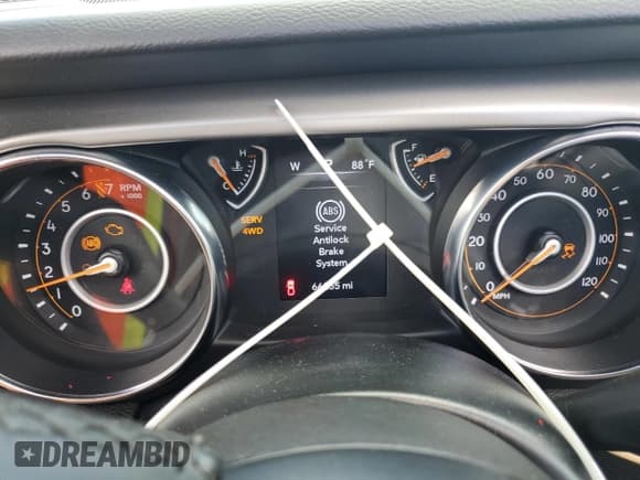 ✅ 2022 Jeep Gladiator Willys Sport • VIN: 1C6HJTAG7NL162315 • Лот: 84176545. Опубликован ранее на Copart с пробегом 66 255 миль. Бесплатный доступ к архиву аукционных продаж из США и подробный отчёт об истории автомобиля на DreamBid. Изображение 9.