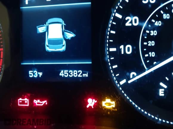 ✅ 2022 Hyundai Venue Limited • VIN: KMHRC8A37NU162032 • Lot: 41210185. Listed on IAAI with 45,382 mi. Free auction sales archive from the USA and detailed vehicle history report at DreamBid. Image 16.