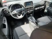 ✅ 2019 Hyundai Kona SE • VIN: KM8K1CAA6KU294526 • Лот: 68851624. Опубликован ранее на Copart с пробегом 75 746 миль. Бесплатный доступ к архиву аукционных продаж из США и подробный отчёт об истории автомобиля на DreamBid. Изображение 8.