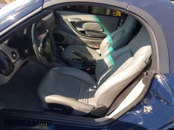 ✅ 2001 Porsche Boxster • VIN: WP0CA29861S620159 • Лот: 41868701. Опубликован ранее на IAAI с пробегом 38 776 миль. Бесплатный доступ к архиву аукционных продаж из США и подробный отчёт об истории автомобиля на DreamBid. Изображение 8.