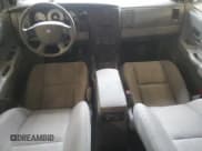 ✅ 2005 Dodge Durango SXT • VIN: 1D4HB38N15F574774 • Лот: 55855985. Опубликован ранее на Copart с пробегом 223 786 миль. Бесплатный доступ к архиву аукционных продаж из США и подробный отчёт об истории автомобиля на DreamBid. Изображение 8.