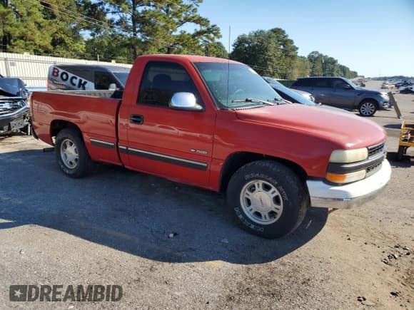 ✅ 1999 Chevrolet Silverado 1500 LS • VIN: 1GCEC14V7XZ111028 • Лот: 85733615. Опубликован ранее на Copart с пробегом Не указан. Бесплатный доступ к архиву аукционных продаж из США и подробный отчёт об истории автомобиля на DreamBid. Изображение 4.