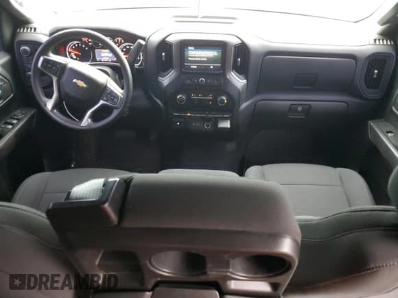 ✅ 2021 Chevrolet Silverado 1500 Custom • VIN: 3GCPYBEK9MG333232 • Lot: 76001554. Wystawiony na Copart z przebiegiem 86 215 mil. Bezpłatny archiwum sprzedaży aukcyjnych z USA i szczegółowy raport historii pojazdu na DreamBid. Zdjęcie 8.