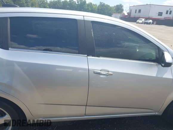 2016 Chevrolet Sonic LTZ с VIN 1G1JE6SB5G4139656, выставлен на аукционе IAAI как лот 43055166 с пробегом 137 308 миль миль и . История ставок и продаж доступна на DreamBid. Изображение 13.