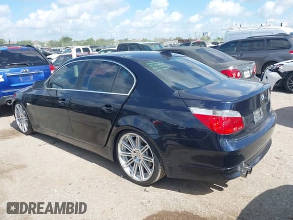 ✅ 2005 BMW 5 Series 545i • VIN: WBANB33535B088897 • Лот: 42716378. Опубликован ранее на IAAI с пробегом 152 583 миль. Бесплатный доступ к архиву аукционных продаж из США и подробный отчёт об истории автомобиля на DreamBid. Изображение 3.