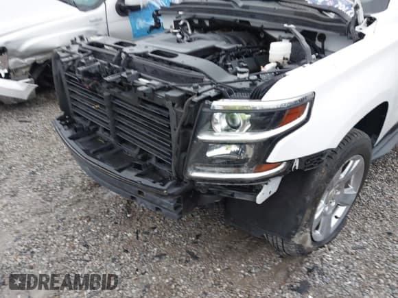 ✅ 2020 Chevrolet Suburban LT • VIN: 1GNSCHKCXLR225409 • Lot: 43545085. Listed on IAAI with 71,992 mi. Free auction sales archive from the USA and detailed vehicle history report at DreamBid. Image 21.