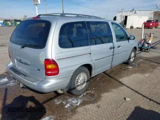 ✅ 1998 Ford Windstar GL • VIN: 2FMDA5144WBA72335 • Лот: 41750719. Опубликован ранее на IAAI с пробегом 124 803 миль. Бесплатный доступ к архиву аукционных продаж из США и подробный отчёт об истории автомобиля на DreamBid. Изображение 4.