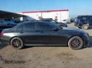 ✅ 2020 Mercedes-Benz E 63 S AMG • VIN: WDDZF8KB9LA748334 • Lot: 41318226. Wystawiony na IAAI z przebiegiem 43 135 mil. Bezpłatny archiwum sprzedaży aukcyjnych z USA i szczegółowy raport historii pojazdu na DreamBid. Zdjęcie 13.