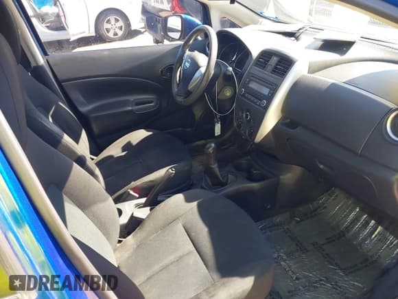 ✅ 2015 Nissan Note SL • VIN: 3N1CE2CP3FL397088 • Lot: 43587597. Wystawiony na IAAI z przebiegiem 81 581 mil. Bezpłatny archiwum sprzedaży aukcyjnych z USA i szczegółowy raport historii pojazdu na DreamBid. Zdjęcie 5.