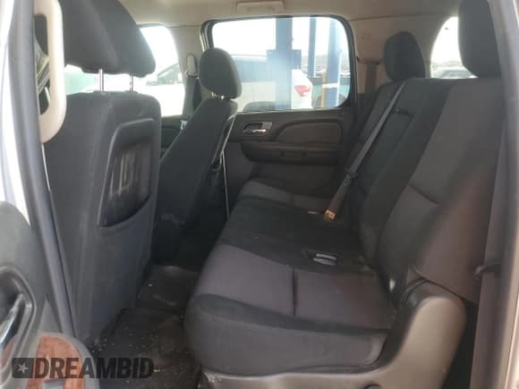 ✅ 2014 Chevrolet Suburban LS • VIN: 1GNSCHE06ER183759 • Lot: 84519314. Wystawiony na Copart z przebiegiem 156 481 mil. Bezpłatny archiwum sprzedaży aukcyjnych z USA i szczegółowy raport historii pojazdu na DreamBid. Zdjęcie 10.