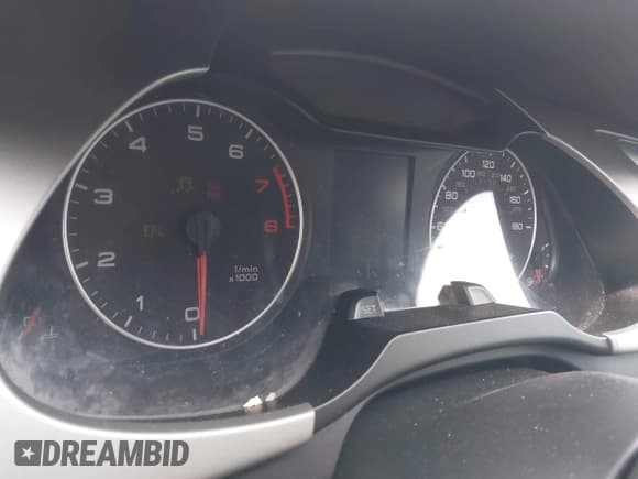 ✅ 2009 Audi A4 • VIN: WAUGF98K99A137224 • Lot: 41443590. Wystawiony na IAAI z przebiegiem Nie podano. Bezpłatny archiwum sprzedaży aukcyjnych z USA i szczegółowy raport historii pojazdu na DreamBid. Zdjęcie 7.