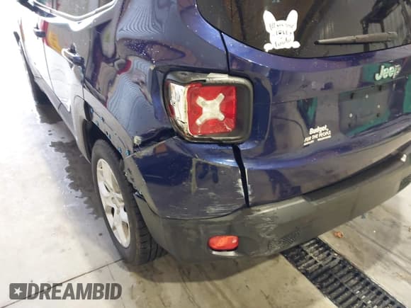 ✅ 2017 Jeep Renegade Latitude • VIN: ZACCJABB6HPE79271 • Лот: 40998196. Опубликован ранее на IAAI с пробегом 117 118 миль. Бесплатный доступ к архиву аукционных продаж из США и подробный отчёт об истории автомобиля на DreamBid. Изображение 19.