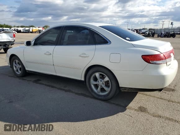 ✅ 2006 Hyundai Azera SE • VIN: KMHFC46F96A072558 • Lot: 57644625. Listed on Copart with 156,743 mi. Free auction sales archive from the USA and detailed vehicle history report at DreamBid. Image 2.