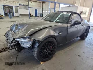 ✅ 2019 Mazda MX-5 Miata Club • VIN: JM1NDAC78K0310876 • Lot: 64513385. Wystawiony na Copart z przebiegiem 47 312 mil. Bezpłatny archiwum sprzedaży aukcyjnych z USA i szczegółowy raport historii pojazdu na DreamBid. Zdjęcie 1.