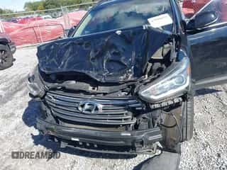 2017 Hyundai Santa Fe SE z VIN KM8SN4HFXHU237721, wystawiony jako IAAI lot #43580839 z przebiegiem 129 210 mil mil oraz . Historia ofert i sprzedaży dostępna na DreamBid. Obrazek 6.