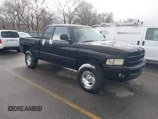 1999 Dodge 1500 with VIN 3B7HF13Z4XM579695, listed as a IAAI auction lot 41795036 with 117,785 mi miles and . Bid and sale history available at DreamBid. Image 1.