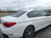 ✅ 2019 BMW 5 Series 540i xDrive • VIN: WBAJE7C5XKG893226 • Lot: 89650675. Wystawiony na Copart z przebiegiem 91 320 mil. Bezpłatny archiwum sprzedaży aukcyjnych z USA i szczegółowy raport historii pojazdu na DreamBid. Zdjęcie 13.