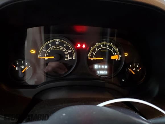 ✅ 2015 Jeep Patriot Latitude • VIN: 1C4NJRFB1FD412607 • Lot: 90622815. Listed on Copart with 53,823 mi. Free auction sales archive from the USA and detailed vehicle history report at DreamBid. Image 9.