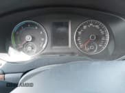 ✅ 2013 Volkswagen Jetta Hybrid SE • VIN: 3VW637AJ7DM259702 • Лот: 41799247. Опубликован ранее на IAAI с пробегом Не указан. Бесплатный доступ к архиву аукционных продаж из США и подробный отчёт об истории автомобиля на DreamBid. Изображение 7.