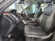 ✅ 2018 Land Rover Discovery HSE • VIN: SALRR2RK4JA047565 • Lot: 64232735. Wystawiony na Copart z przebiegiem 52 979 mil. Bezpłatny archiwum sprzedaży aukcyjnych z USA i szczegółowy raport historii pojazdu na DreamBid. Zdjęcie 7.