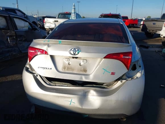 ✅ 2014 Toyota Corolla LE • VIN: 2T1BURHE7EC154574 • Лот: 43800039. Опубликован ранее на IAAI с пробегом 125 226 миль. Бесплатный доступ к архиву аукционных продаж из США и подробный отчёт об истории автомобиля на DreamBid. Изображение 6.