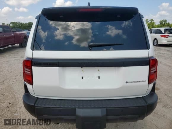 ✅ 2024 Toyota Land Cruiser • VIN: JTEABFAJ7RK016315 • Лот: 69009165. Опубликован ранее на Copart с пробегом 10 208 миль. Бесплатный доступ к архиву аукционных продаж из США и подробный отчёт об истории автомобиля на DreamBid. Изображение 6.