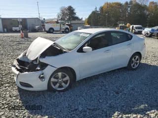 ✅ 2016 Dodge Dart SXT • VIN: 1C3CDFBBXGD563857 • Лот: 82662855. Опубликован ранее на Copart с пробегом Не указан. Бесплатный доступ к архиву аукционных продаж из США и подробный отчёт об истории автомобиля на DreamBid. Изображение 1.