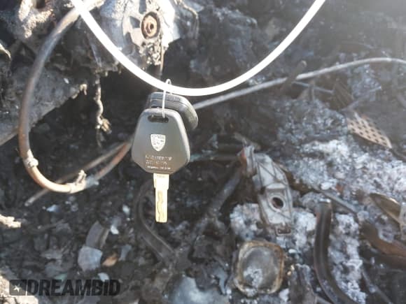 ✅ 1999 Porsche Boxster • VIN: WP0CA2982XU631947 • Lot: 43756871. Listed on IAAI with Not provided. Free auction sales archive from the USA and detailed vehicle history report at DreamBid. Image 11.