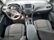 ✅ 2022 Chevrolet Equinox LT • VIN: 2GNAXKEV3N6115620 • Lot: 90897395. Wystawiony na Copart z przebiegiem 103 912 mil. Bezpłatny archiwum sprzedaży aukcyjnych z USA i szczegółowy raport historii pojazdu na DreamBid. Zdjęcie 8.