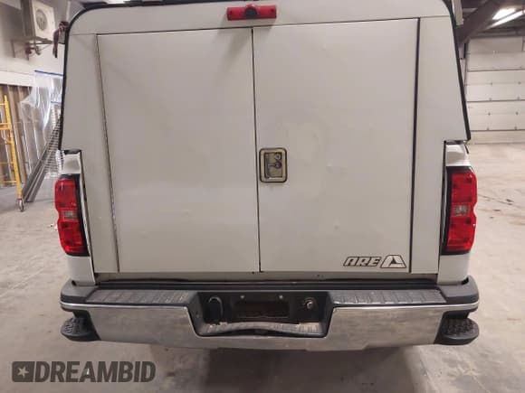 ✅ 2017 Chevrolet Silverado 2500HD Work Truck • VIN: 1GC2CUEG1HZ304992 • Lot: 42116602. Wystawiony na IAAI z przebiegiem 261 765 mil. Bezpłatny archiwum sprzedaży aukcyjnych z USA i szczegółowy raport historii pojazdu na DreamBid. Zdjęcie 16.