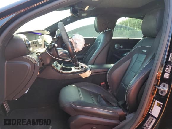 ✅ 2020 Mercedes-Benz E 63 S AMG • VIN: WDDZF8KB8LA717950 • Лот: 44249075. Опубликован ранее на Copart с пробегом 27 991 миль. Бесплатный доступ к архиву аукционных продаж из США и подробный отчёт об истории автомобиля на DreamBid. Изображение 7.