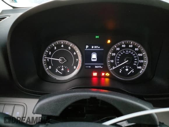 ✅ 2021 Hyundai Venue SEL • VIN: KMHRC8A35MU094327 • Lot: 82430294. Wystawiony na Copart z przebiegiem 36 317 mil. Bezpłatny archiwum sprzedaży aukcyjnych z USA i szczegółowy raport historii pojazdu na DreamBid. Zdjęcie 9.